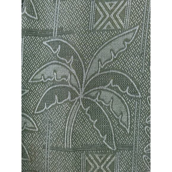 St. John’s Bay 100% Silk Shirt Men’s Medium Button Up Green Embossed Hawaiian - Picture 6 of 9